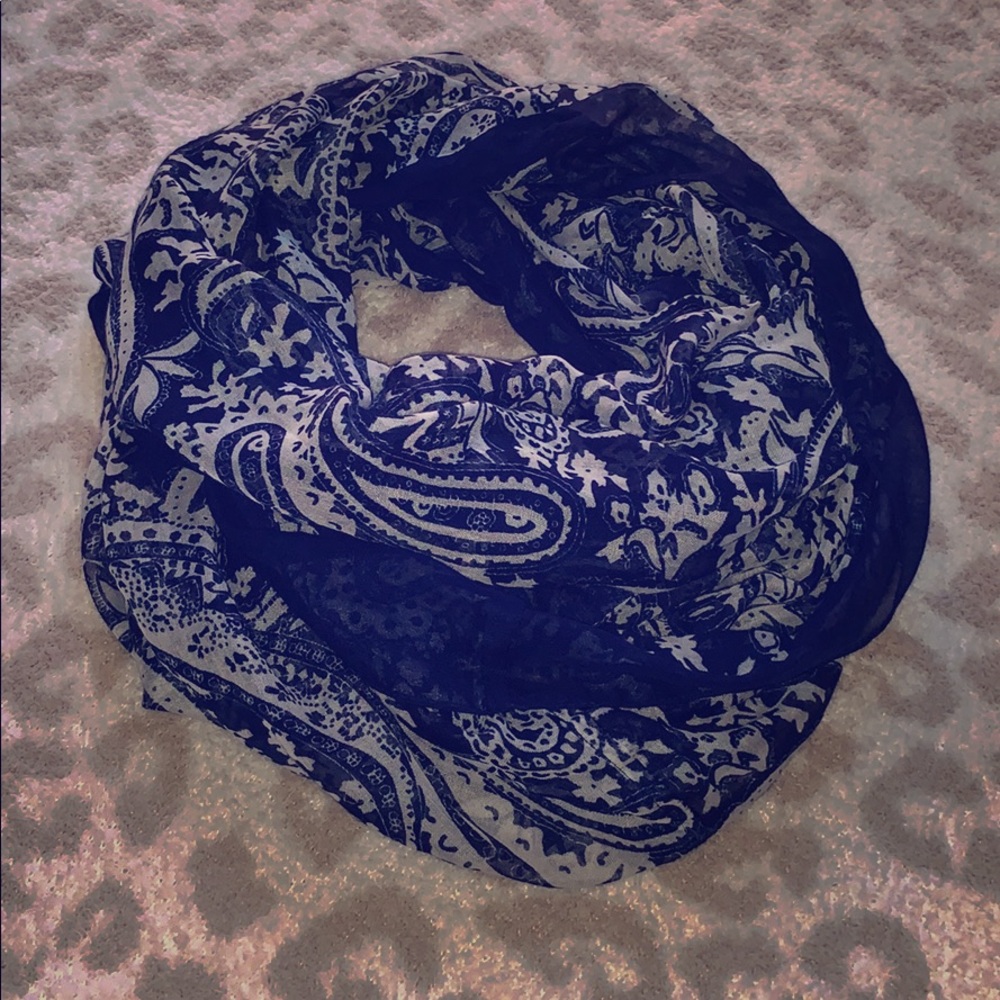 Light weight chiffon infinity scarf